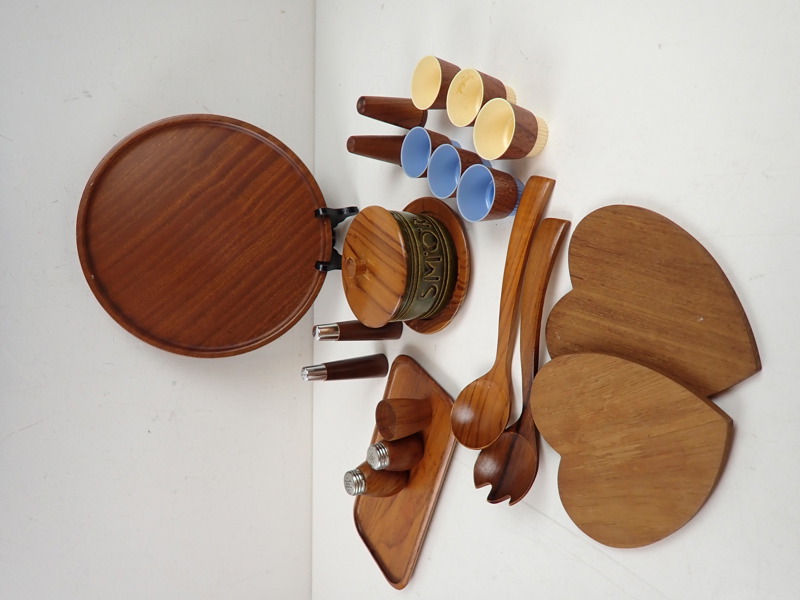 Parti TRÄFÖREMÅL + ÄGGKOPPAR Orup