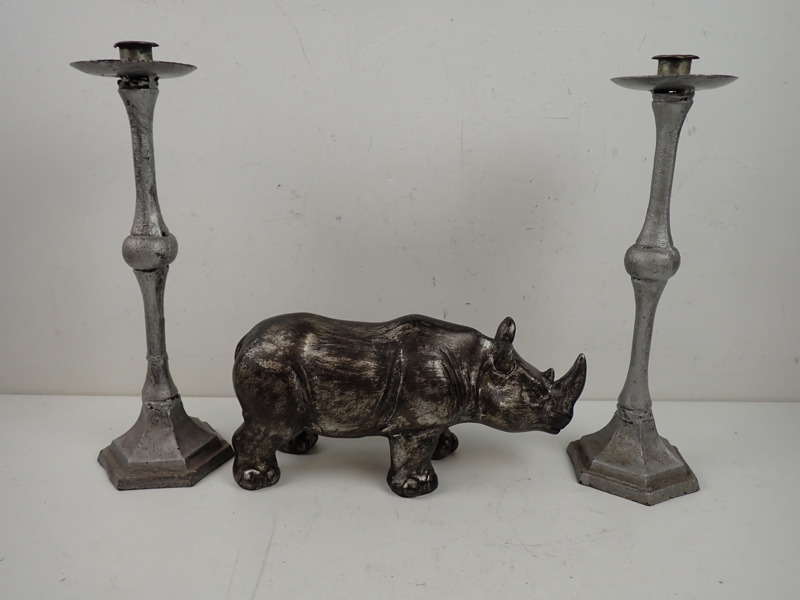 "Noshörning" + LJUSSTAKAR