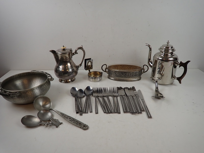 ROSTFRITT, NYSILVER och TENN