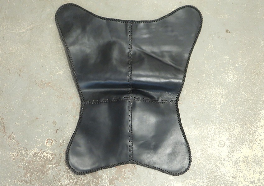 KLÄDSEL TILL FLADDERMUSFÅTÖLJ