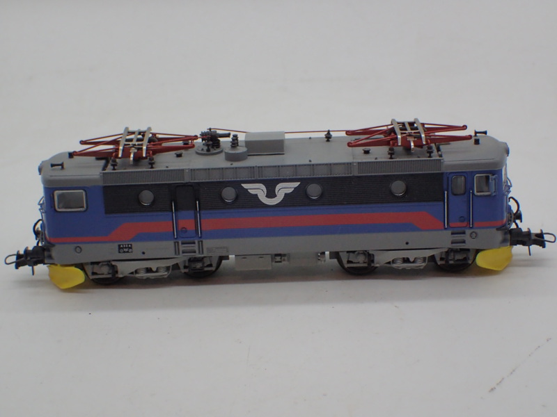 Modelltåg: Lok  SJ RC6    Roco 