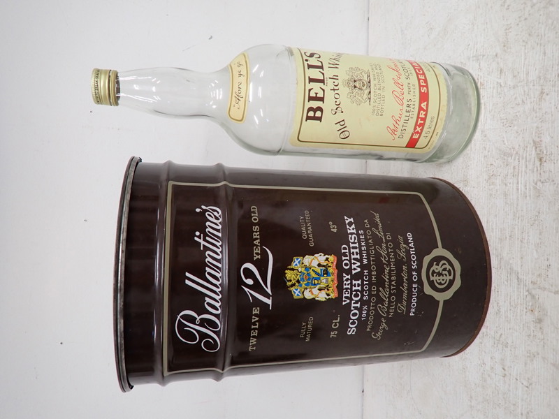 Stor PLÅTBURK + WHISKYFLASKA