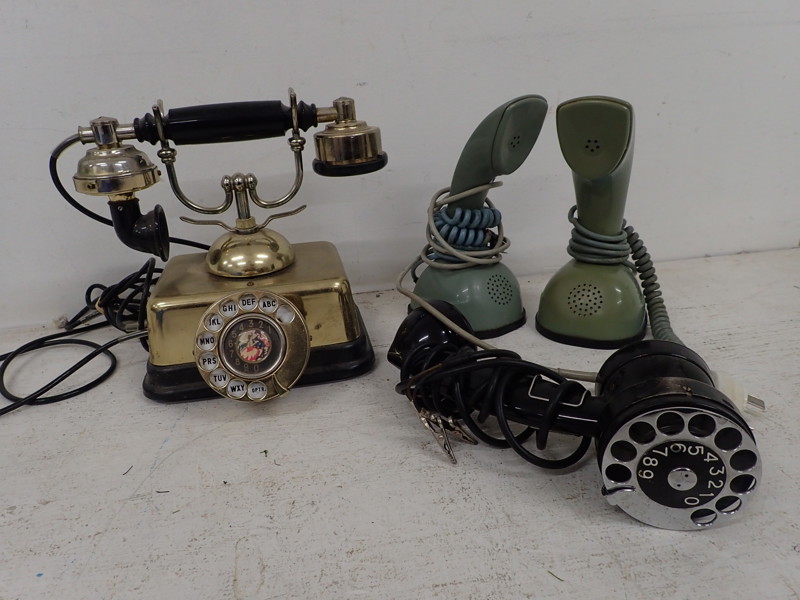 4 st TELEFONER