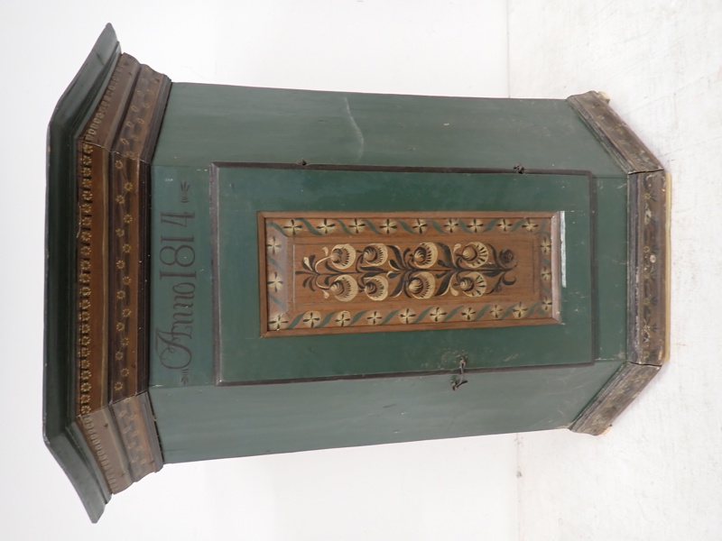 Målat HÖRNSKÅP "1814"