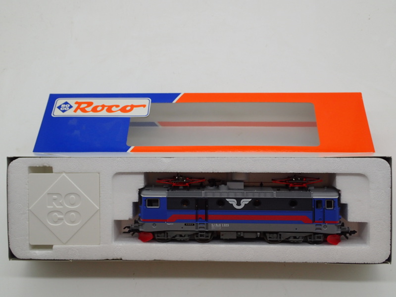 Modelltåg :  SJ6   63570  Roco med kartong