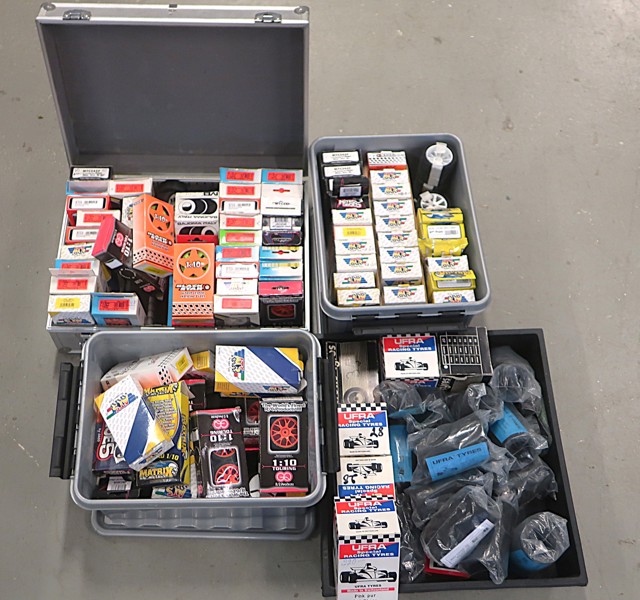 DÄCKPARTI TILL RC-BILAR