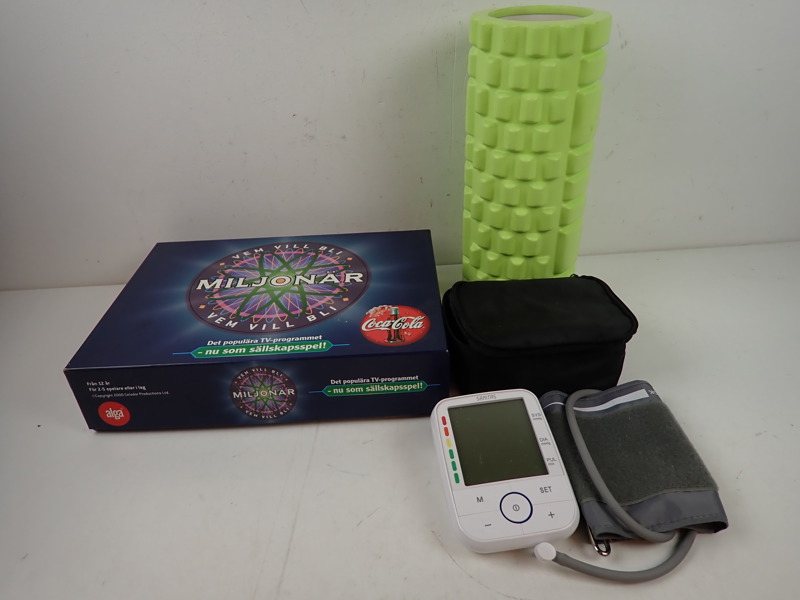 BLODTRYCKSMÄTARE, SÄLLSKAPSSPEL + RULLE