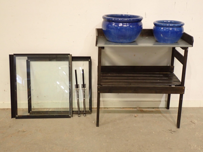 PLANTERINGSBORD, KRUKOR + 2 FÖNSTER med öppning