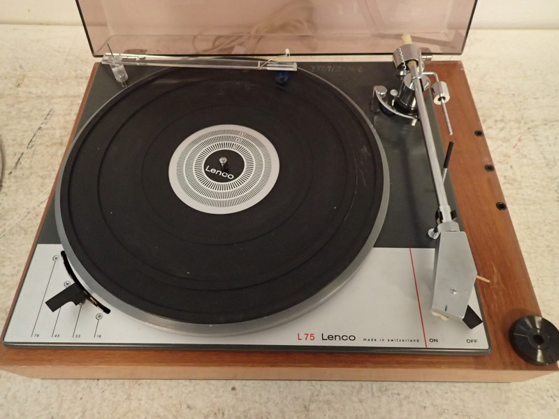 Skivspelare "Lenco L-75"