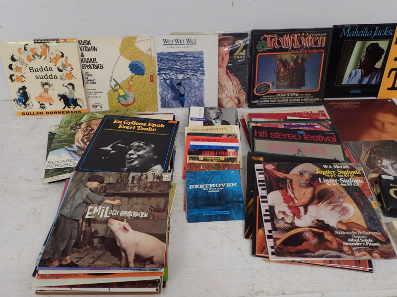 Vinylskivor: LP,singlar o CD-boxar