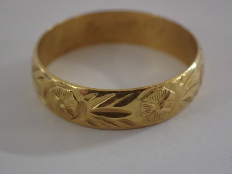 Ring 23k     Vikt:4,7gr