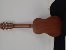 Guitalele Yamaha med fodral