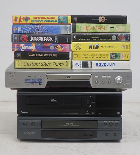 DVD, VHS-SPELARE SAMT VHS-KASSETTER