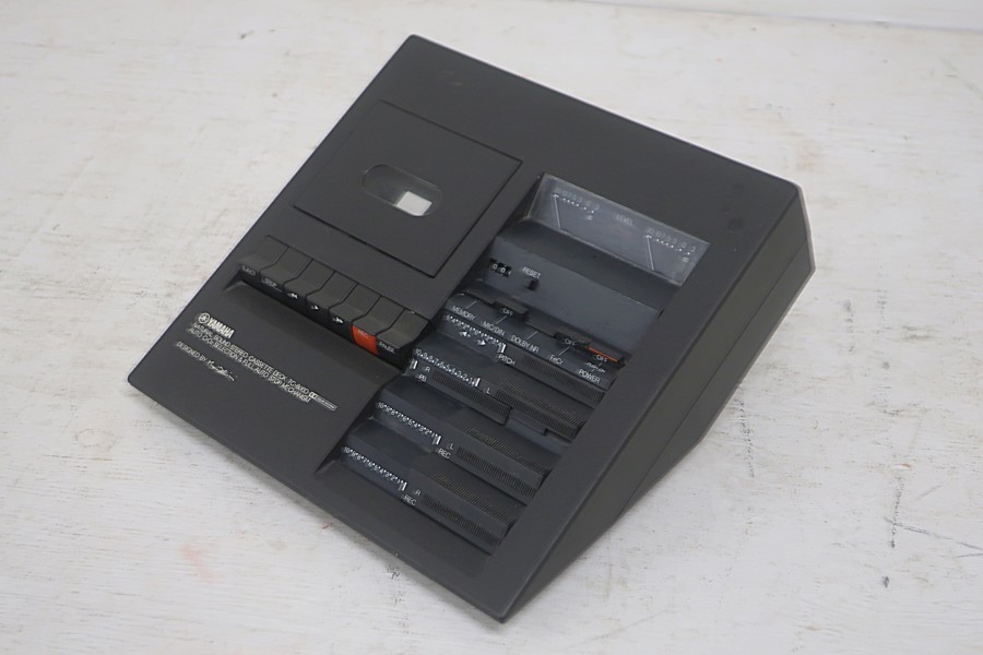 YAMAHA TC-800D. KASSETTSPELARE