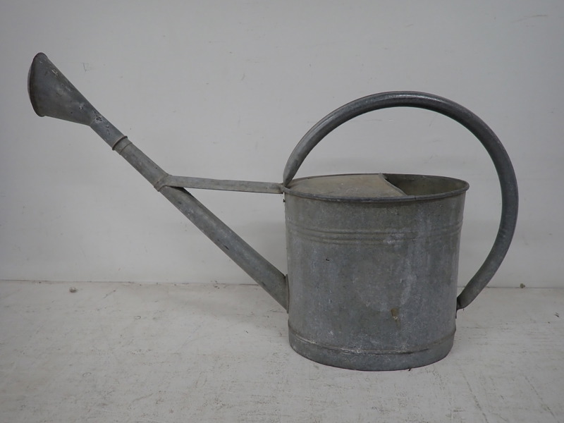 VATTENKANNA i zink 14 Liter