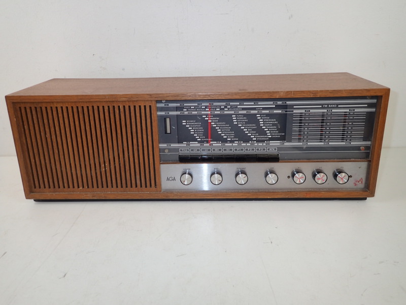 Radio AGA 3655