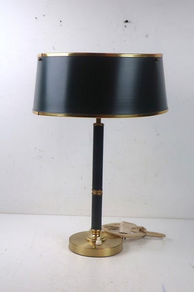 BORDSLAMPA. BORÉNS