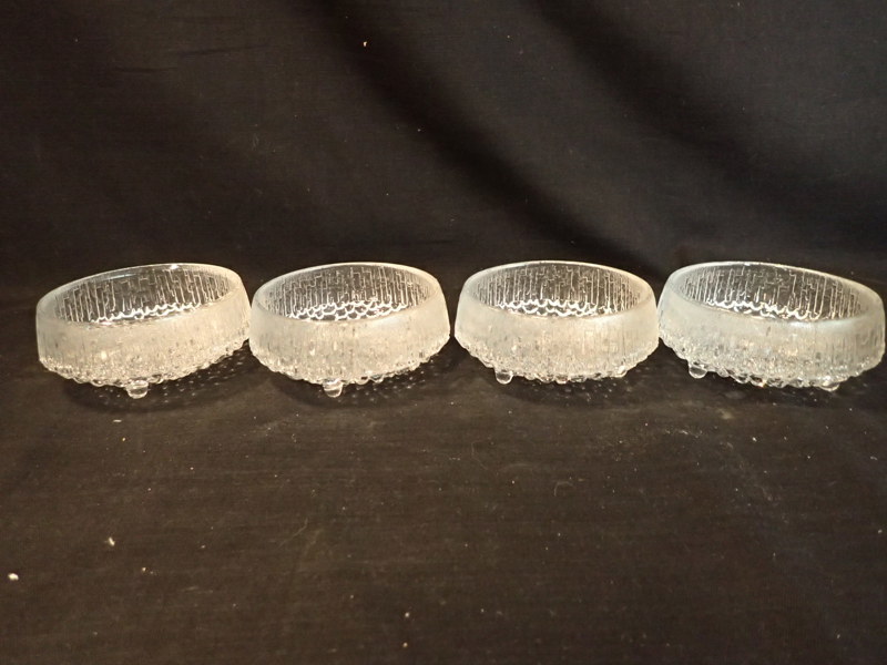 4 efterrättsskålar     Iittala