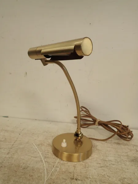 Bordslampa H:28cm