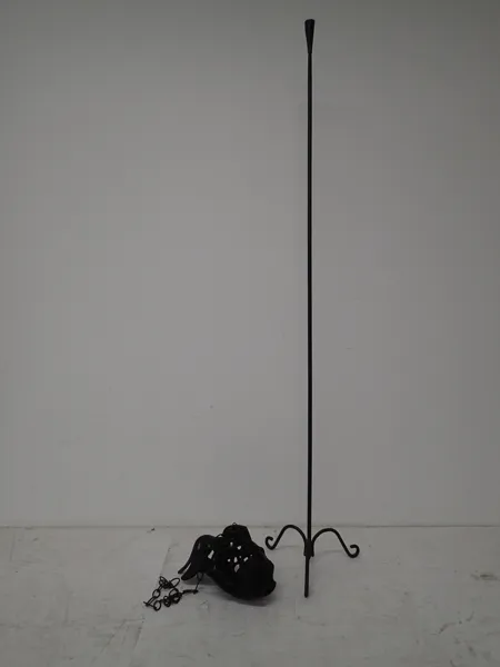 Golvljusstake i smide H:158cm,ljushållare