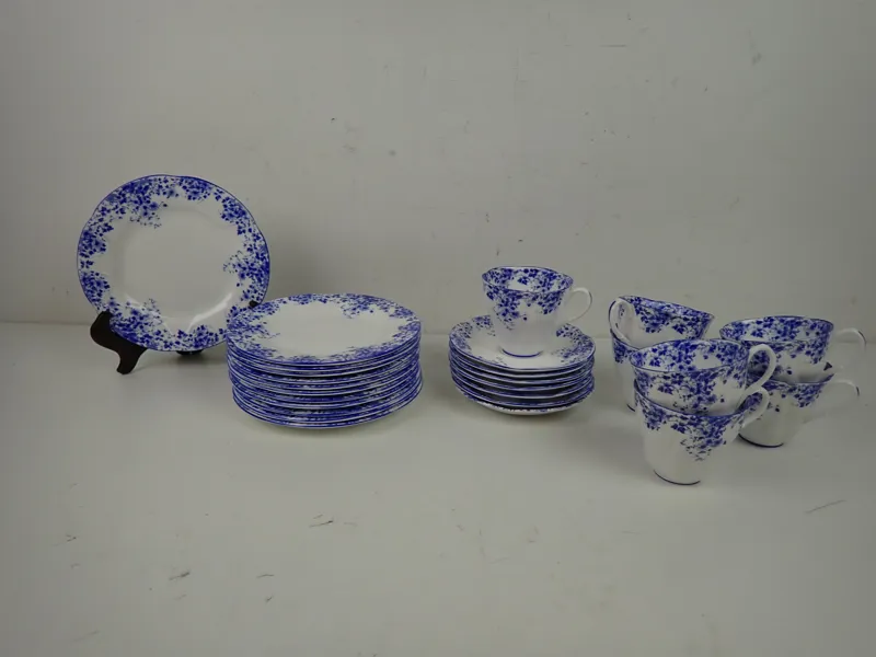 KAFFEGODS "Dainty Blue" Royal Albert, England