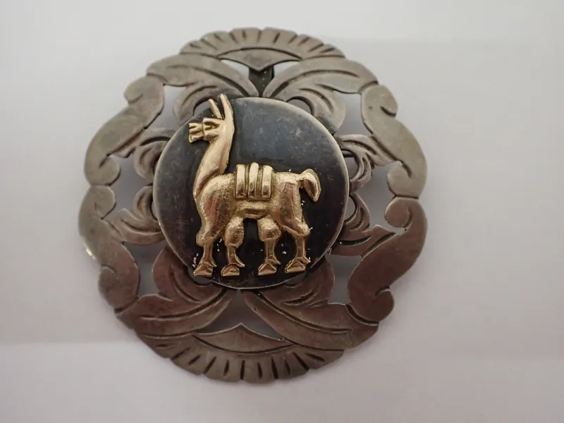 BROSCH/HÄNGE i Silver och Guld, Peru