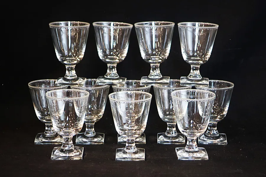 ELIS BERGH. 12st FOTGLAS. EKEBERGA. KOSTA