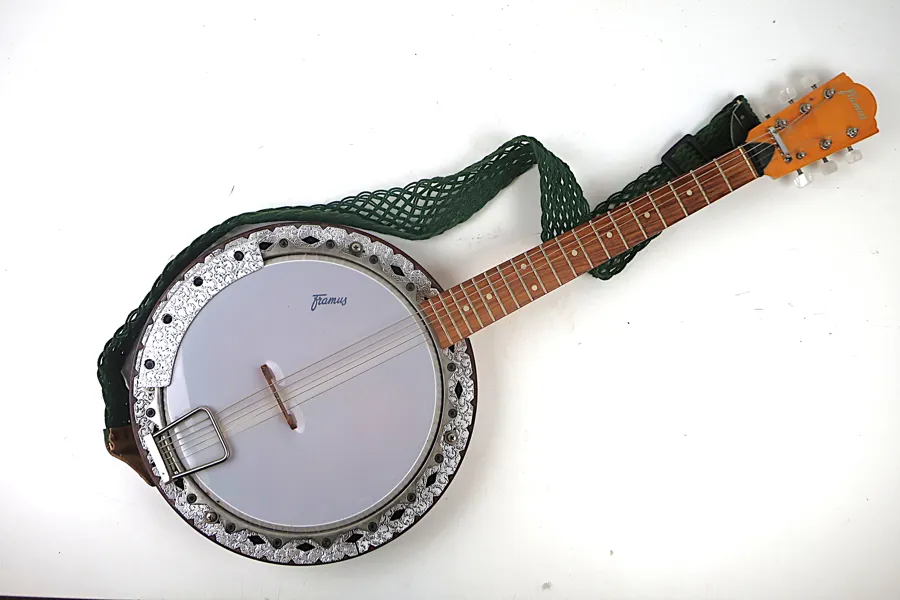 BANJO. FRAMUS