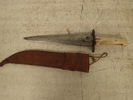 Dolk med slida L:36cm