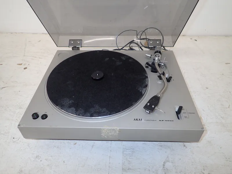 Skivspelare Akai AP-001C