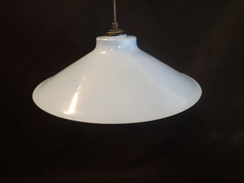 Takarmatur i metall  D:30cm