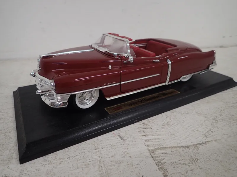 Bilmodell "Cadillac 1953" L:29cm