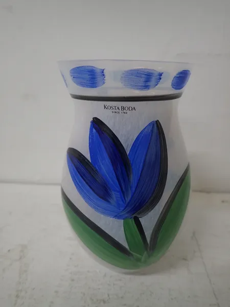 Vas UHV Kosta-Boda H:16cm