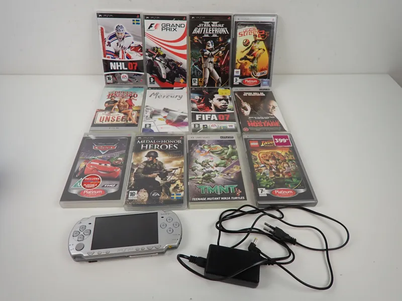 SONY Playstation PSP med spel