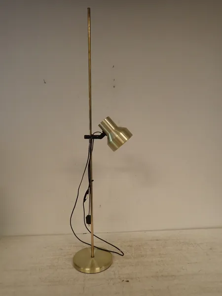 GOLVLAMPA , Belid typ 115