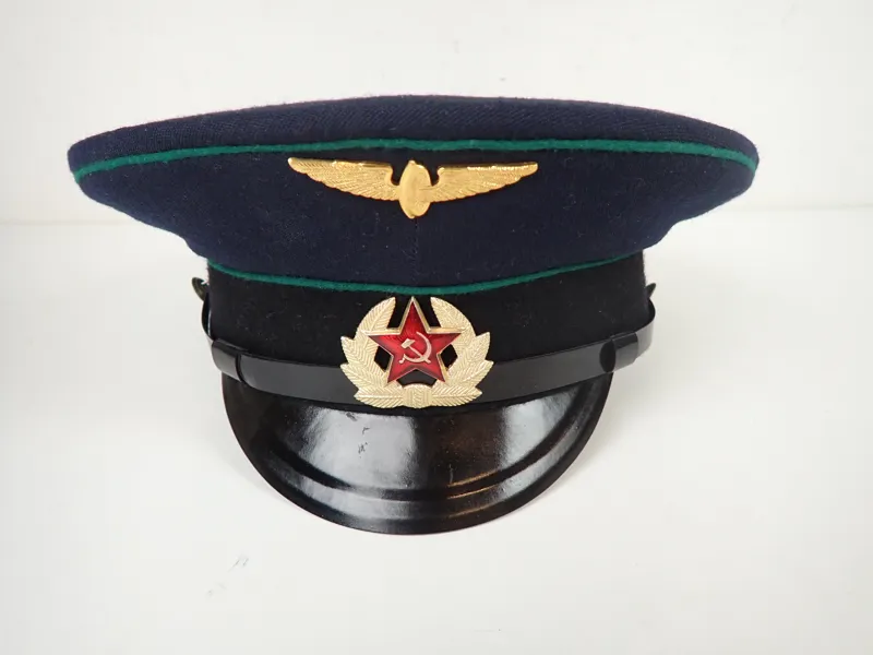 SKÄRMMÖSSA Sovjetunionen