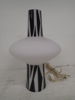 Bordslampa i glas,modell 15638 ,Uno Westerberg 