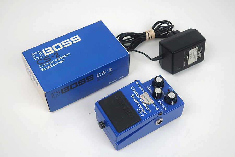 GITARRPEDAL. BOSS CS-2 COMPRESSION SUSTAINER. ORIGINALKARTONG