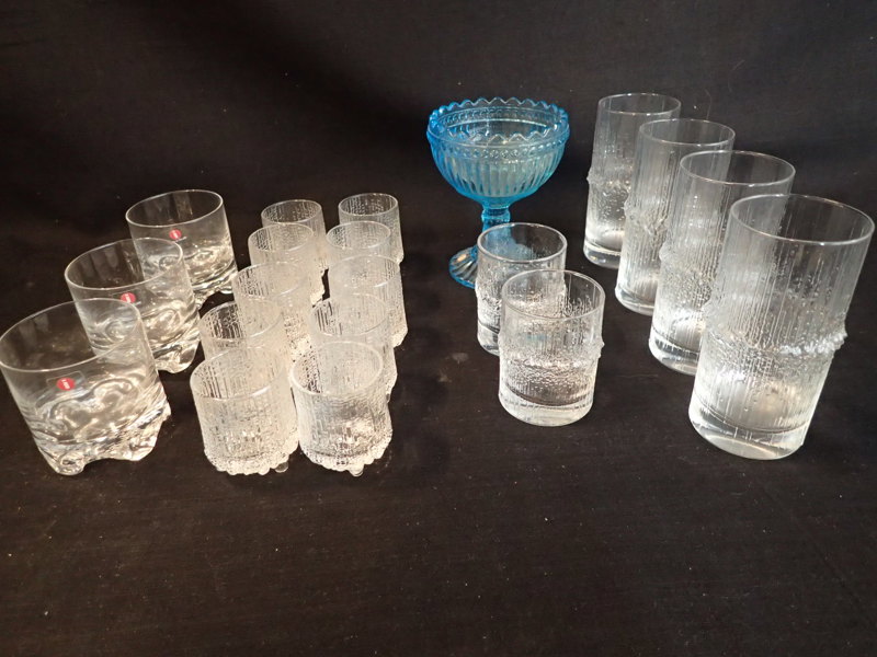 19st glas + fotskål  Iittala