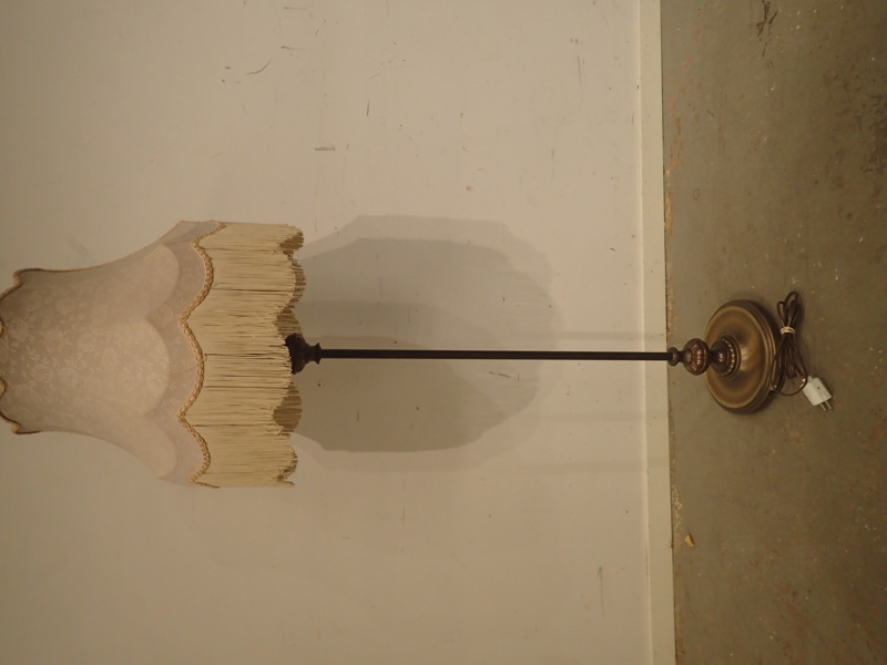 Golvlampa   H:150cm