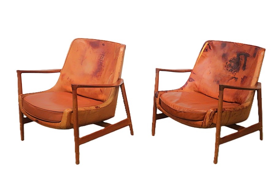IB KOFOD-LARSEN. 2st FÅTÖLJER "SÄLEN" 1960-TAL