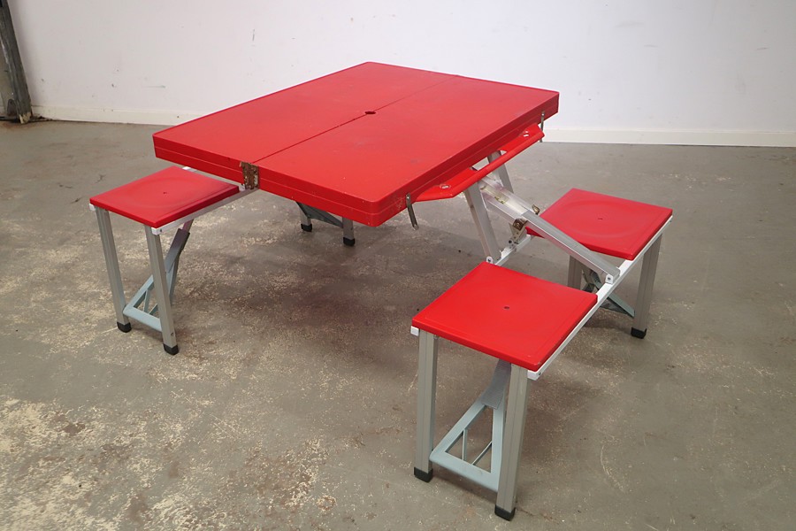 CAMPINGBORD