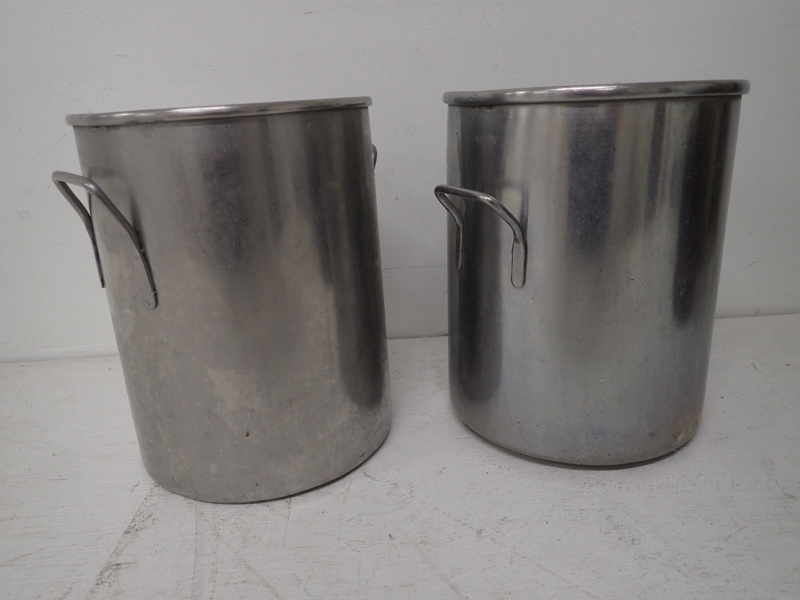 2st rostfria bunkar H:26cm