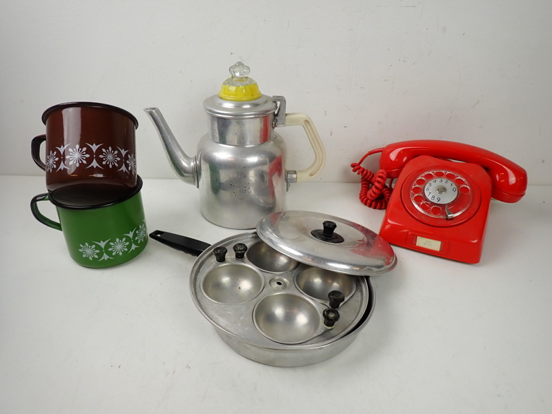 TELEFON, HUSGERÅD m m