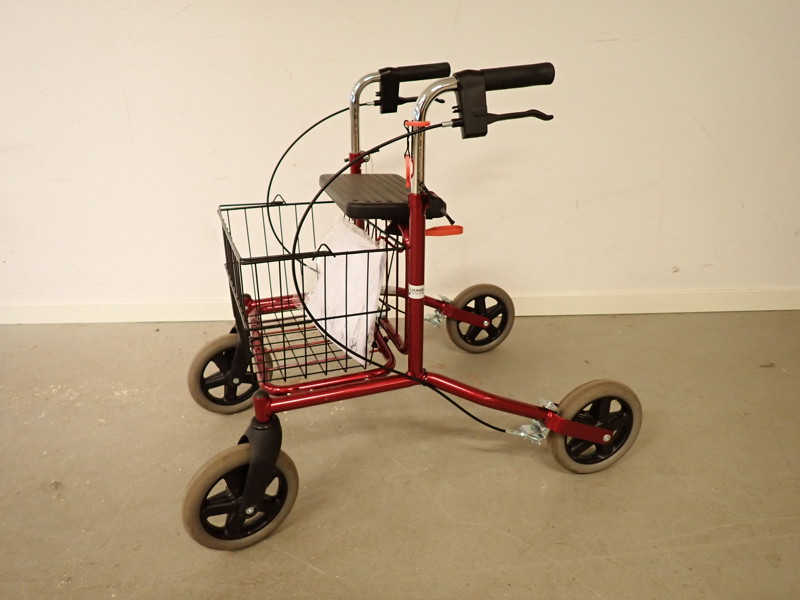 ROLLATOR, Rebell