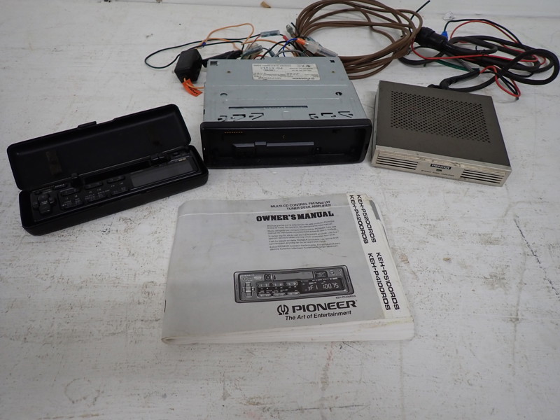 BILSTEREO med FÖRSTÄRKARE Pioneer