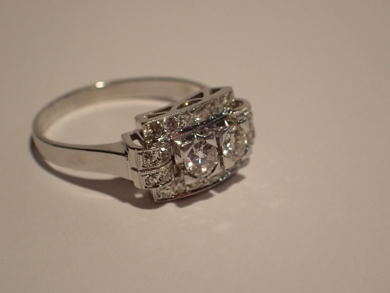 Ring 18k vitguld med 24st diamanter ca.2,5ct