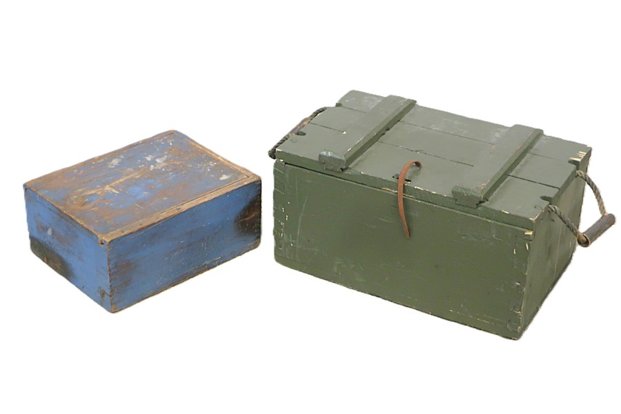 TRÄLÅDOR. 2st