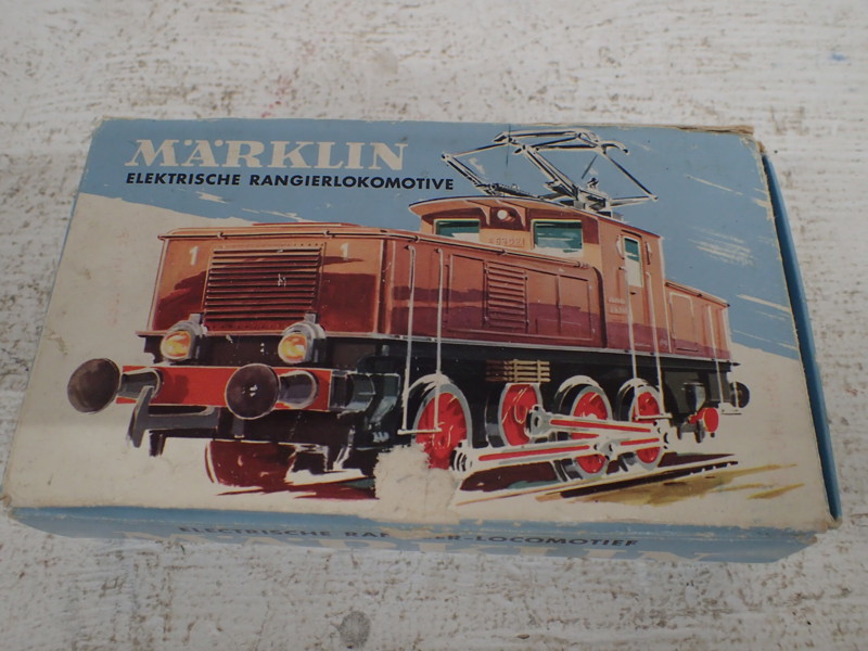 Märklin-lok 3002