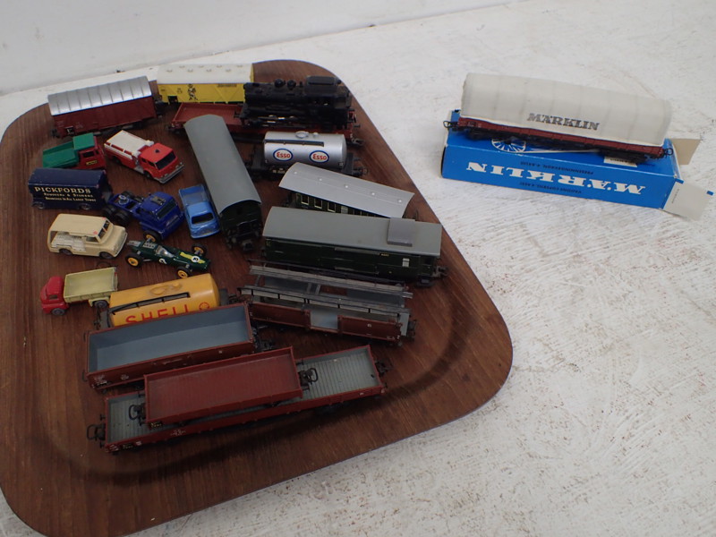 Märklin-lok o vagnar,bilar
